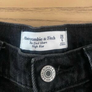 Abercrombie & Fitch Dad Shorts high rise